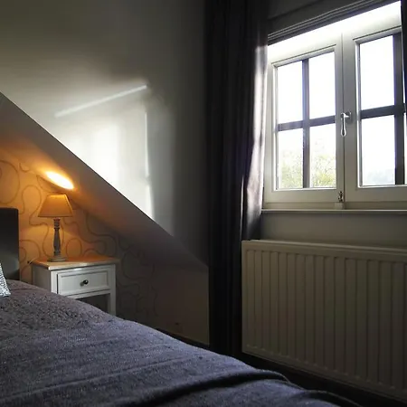 De Kleine Magnolia 3*